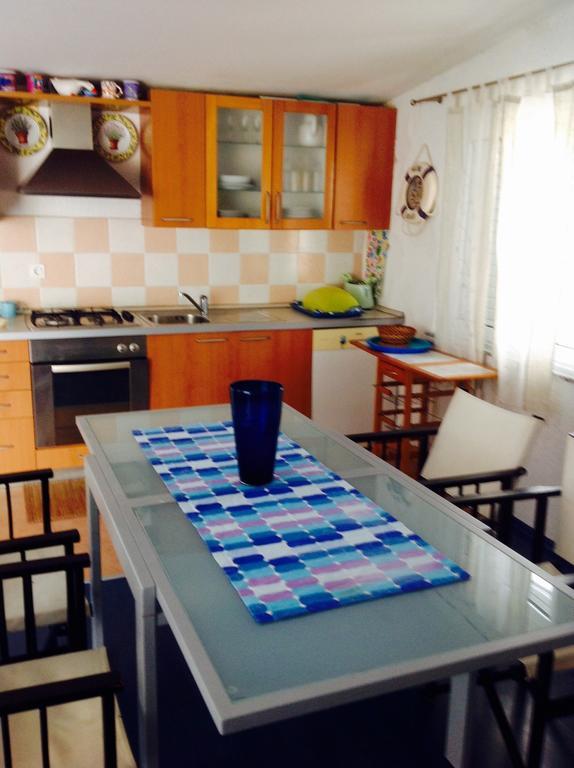 Apartman M&M Apartment Паг Екстериор снимка