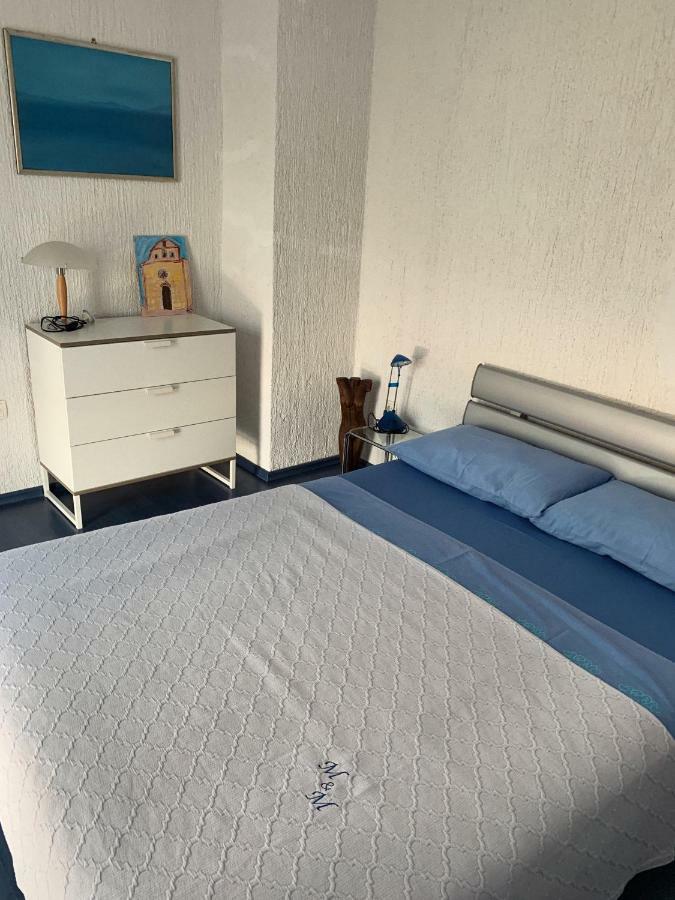 Apartman M&M Apartment Паг Екстериор снимка